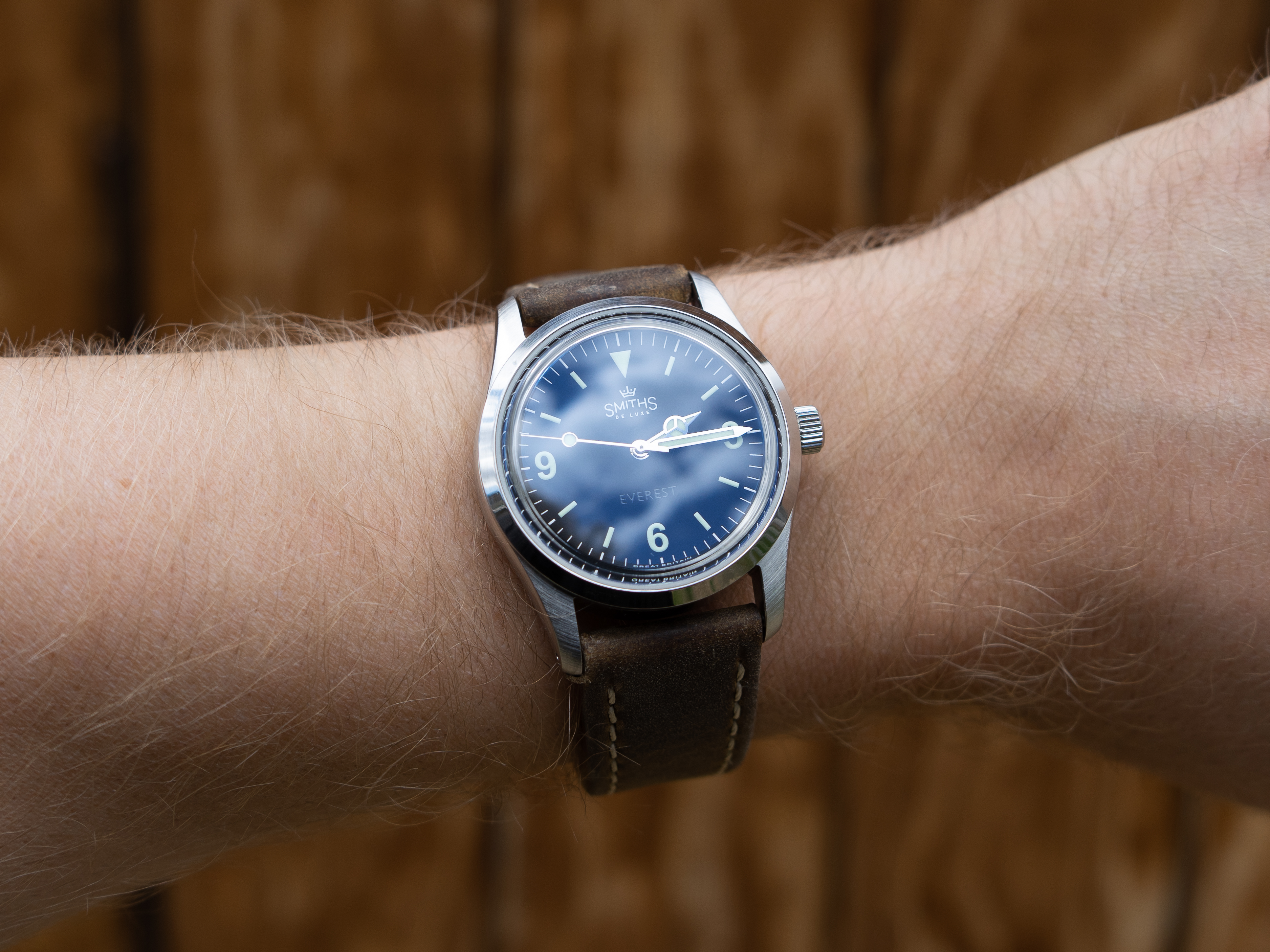 Exploring with the Smiths Everest PRS-25 36mm – WatchYaGot